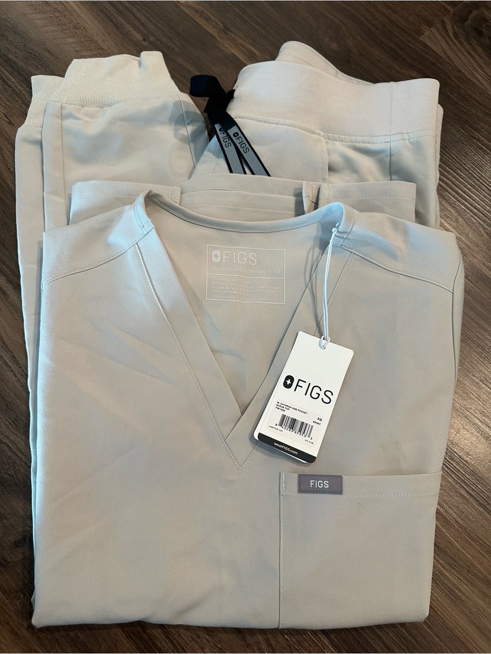 FIGS SCRUB SET